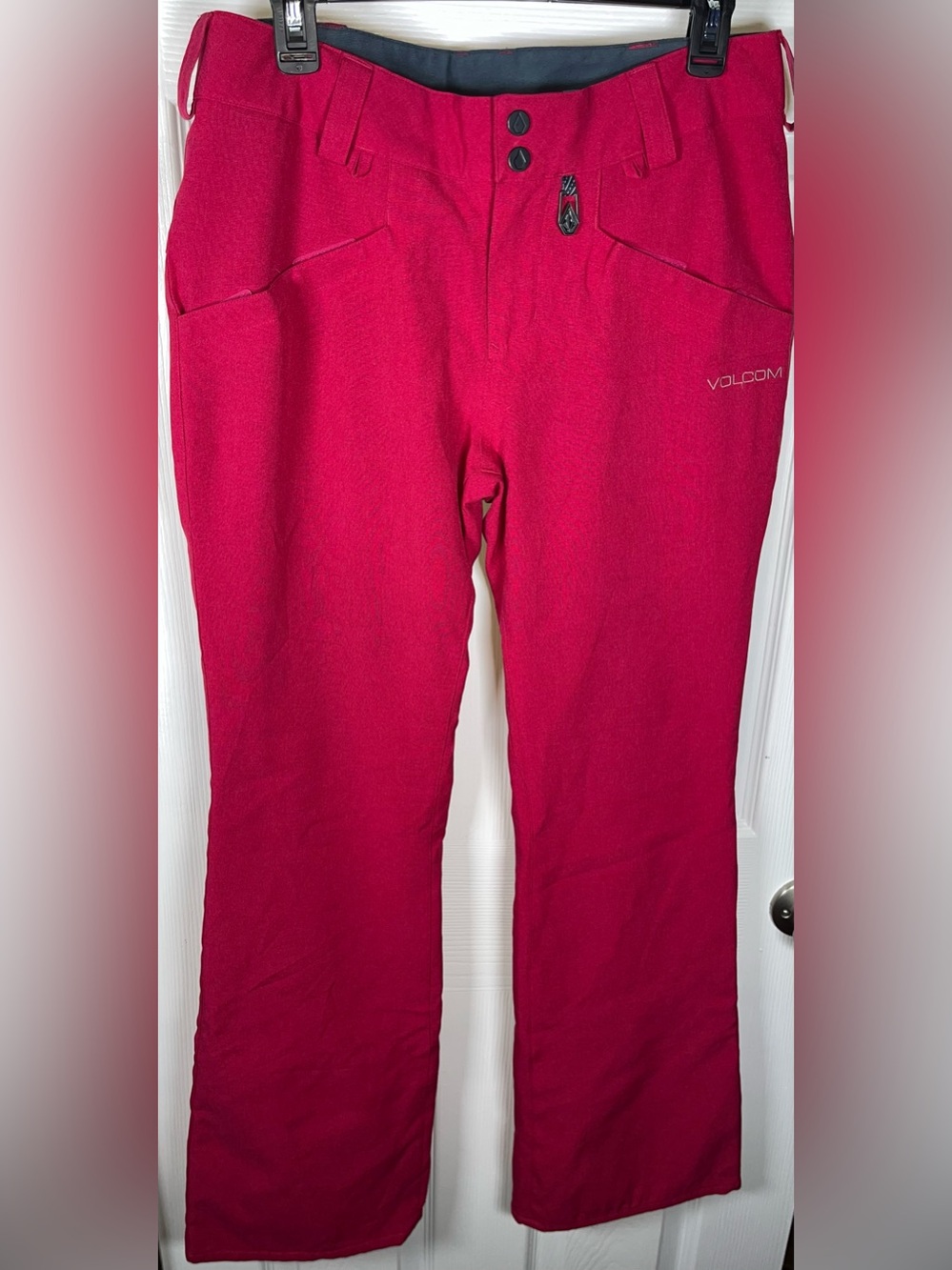 Volcom Women’s Snow Pants Modern Straight Dark Pink Medium 10Kmm